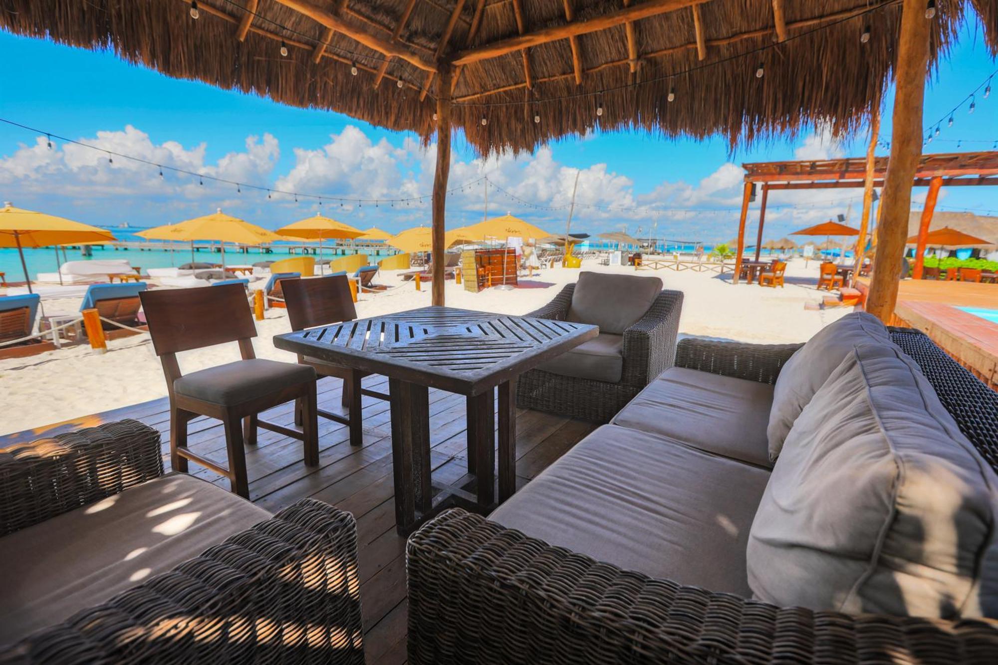 Aruma Villa Boutique Isla Mujeres With Beach Club Access Included Exteriör bild